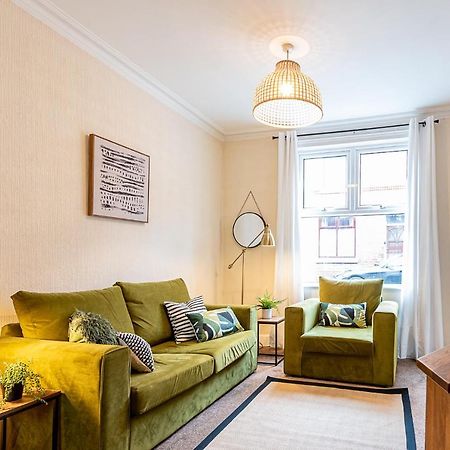 2 Bed, Up To 6 Guests Near Chester City Centre Zewnętrze zdjęcie