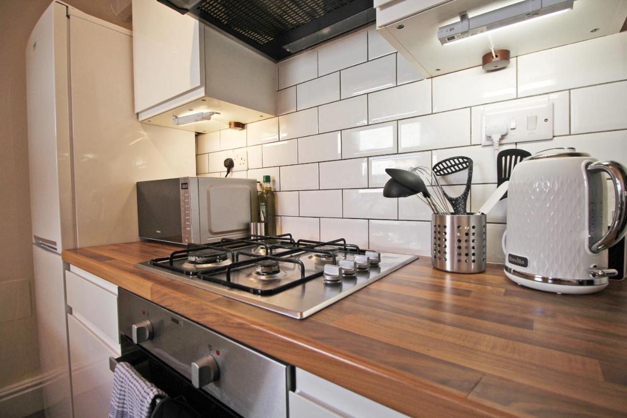 2 Bed, Up To 6 Guests Near Chester City Centre Zewnętrze zdjęcie