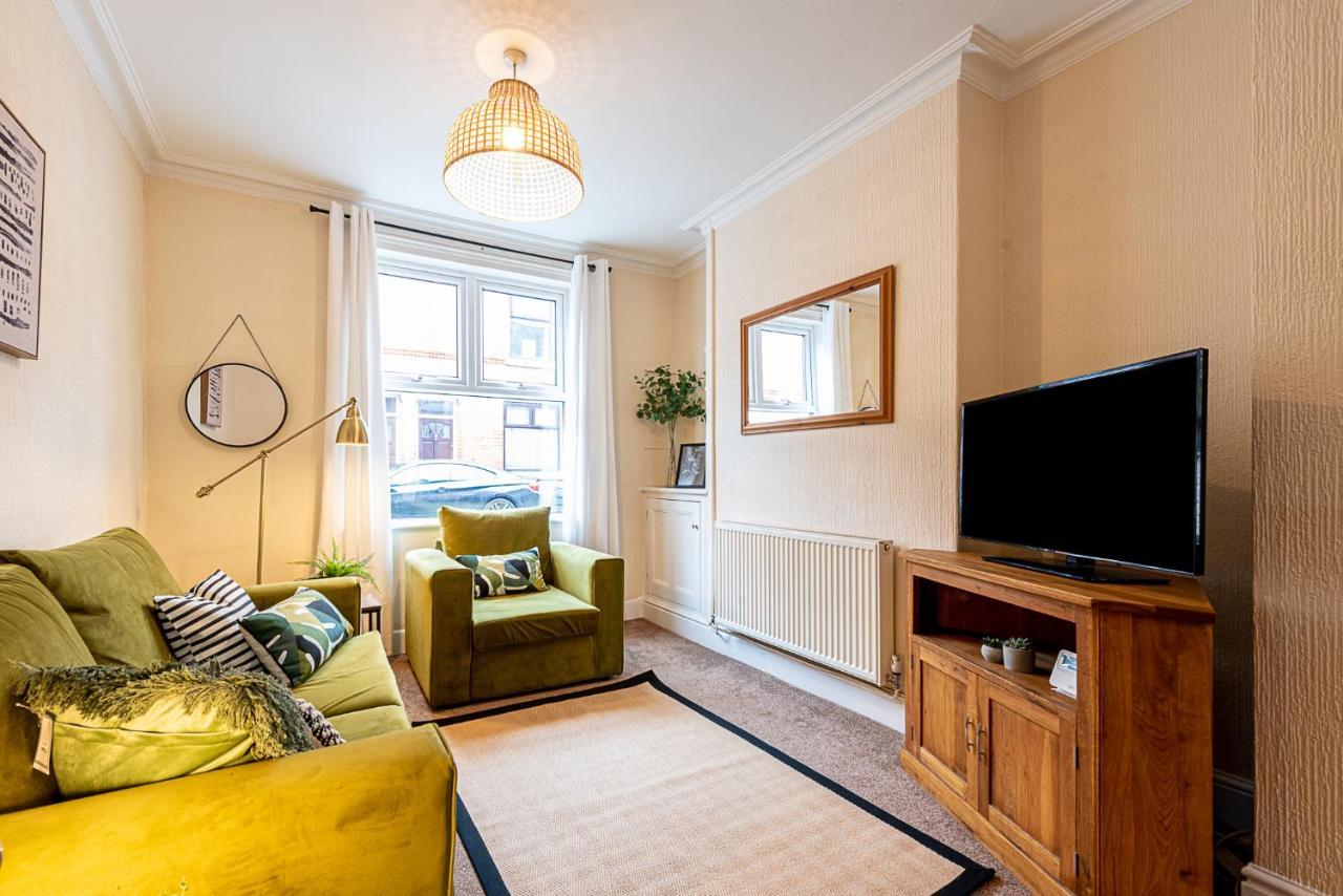 2 Bed, Up To 6 Guests Near Chester City Centre Zewnętrze zdjęcie
