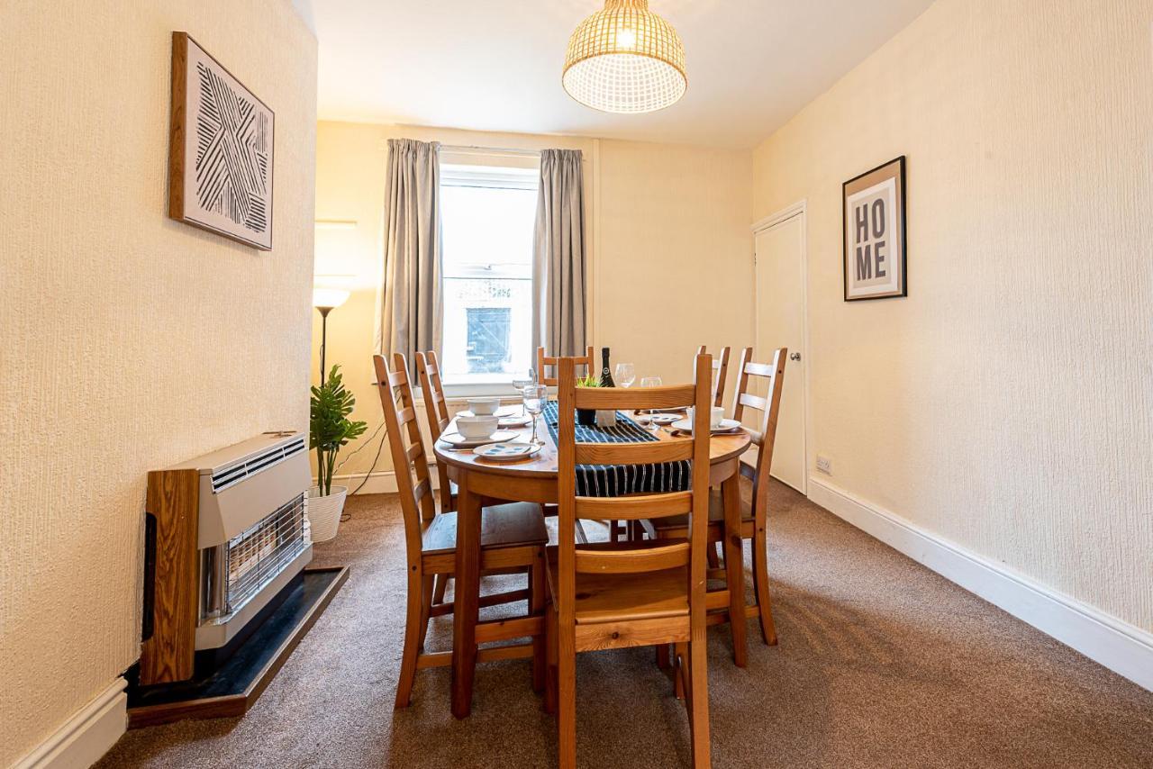 2 Bed, Up To 6 Guests Near Chester City Centre Zewnętrze zdjęcie